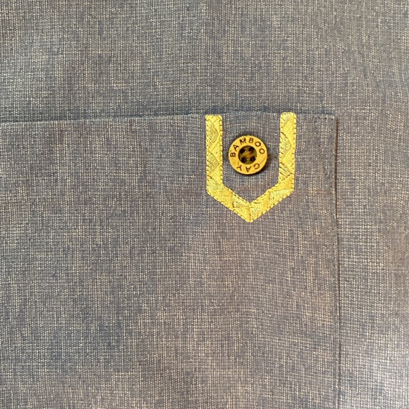 Bamboo Cay - Island soft, short sleeve shirt. Size M - Picture 7 of 7